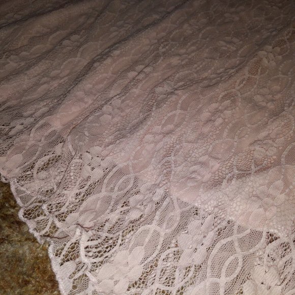 4/$20 | Pink Lace Blouse Top with asymmetrical hem - Picture 4 of 6